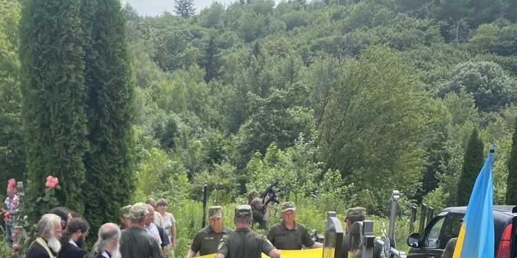 Воїна Олександра Майбороду поховали на Кременеччині