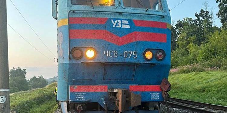 Під колесами потягу загинула жінка на Зборівщині