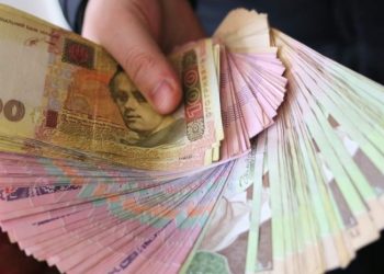 Дітям-сиротам не виплатили грошову допомогу на Кременеччині