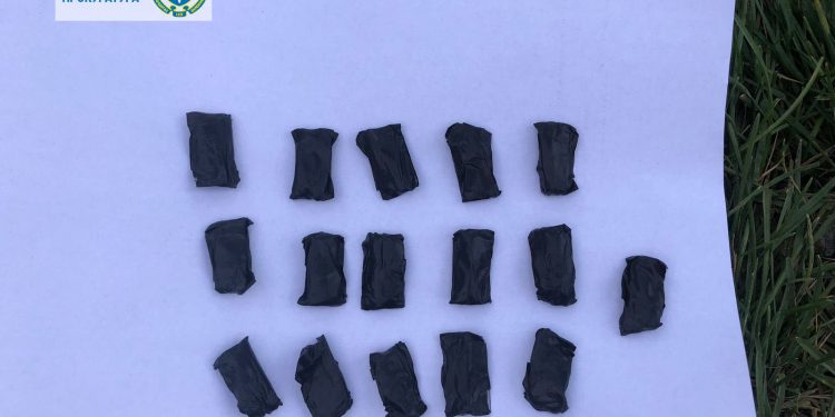 Зловмисник з Дніпра залучив до наркобізнесу неповнолітнього з Тернопільщини