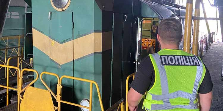 Паливо із тепловозів крали працівники підприємства в Тернополі