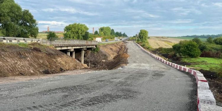 Закриють рух транспорту на мості через Стрипу на Тернопільщині