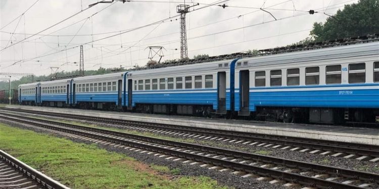 Змінили розклад руху електропотягів, які курсують через Підволочиськ