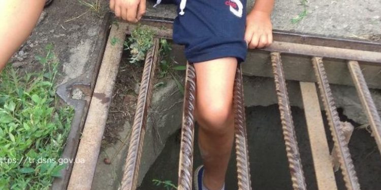 15-річного хлопчика з халепи визволяли рятувальники у Тернополі