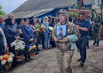 Із воїном Ігорем Ференцом попрощалися у Заліщицькій громаді