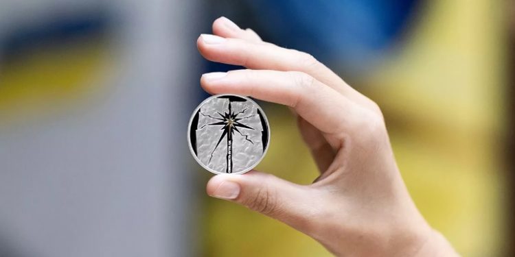 Монету, присвячену сміливості українців, представив Нацбанк