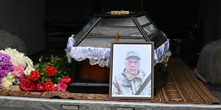 Із військовим Віктором Якубовським попрощалися у Лановецькій громаді