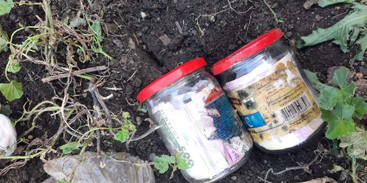 Жінка звинуватила сусіда у крадіжці її “скарбів” на Тернопільщині