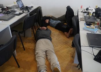 Шахрайський кол-центр викрила поліція в центрі Тернополя