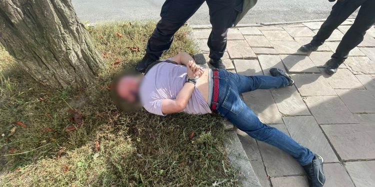 Рекетирів затримали в центрі Тернополя