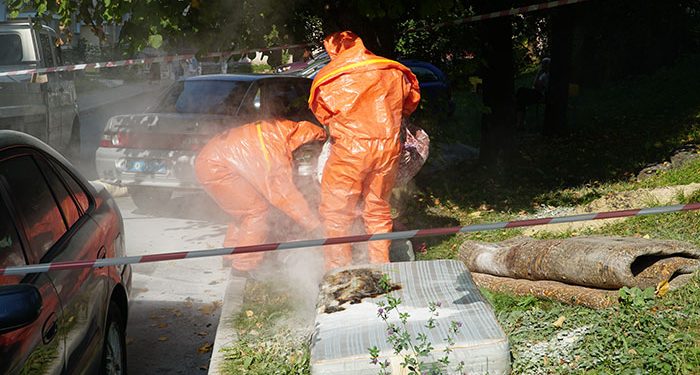 Людей евакуйовували з тернопільської багатоповерхівки, бо дебошир розлив кислоту