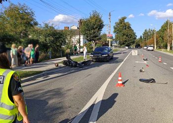 Автомобіль і мопед зіткнулися в Бережанах