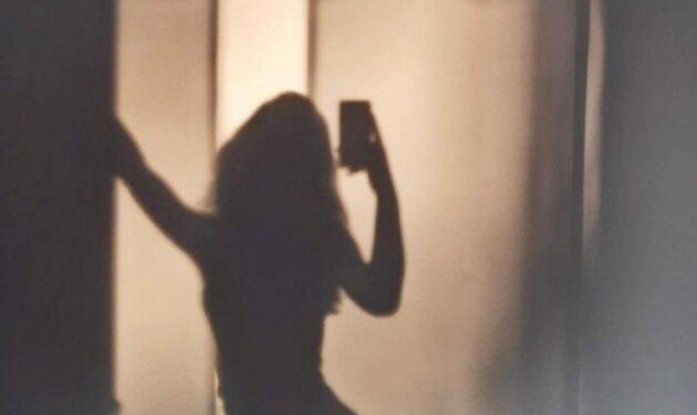 Чоловікові, який погрожував поширити інтимні фото неповнолітньої дівчини, виніс вирок Верховний суд