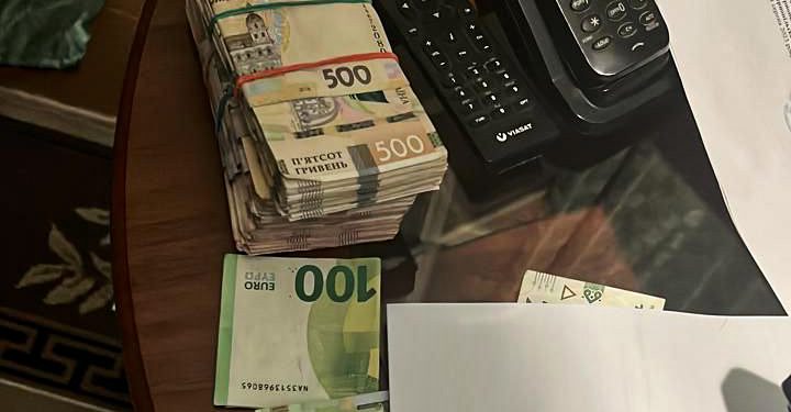 Викрили двох зловмисників на Тернопільщині, які допомагали чоловікам втікати до Румунії