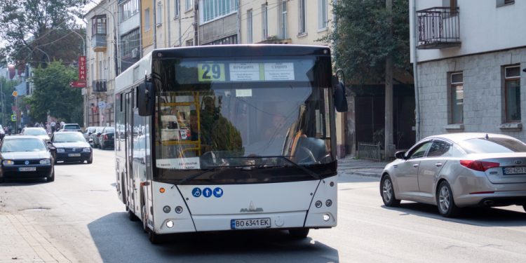 На вихідні змінили маршрут автобуса №29