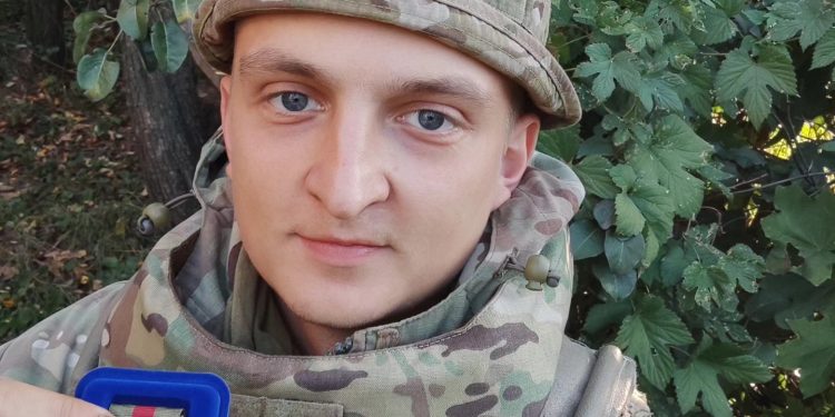 Відзнакою президента України нагородили бійця з Тернополя Максима Механіча