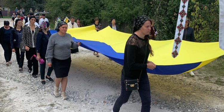 Із військовим Петром Калинієм попрощалися у Саранчуківській громаді