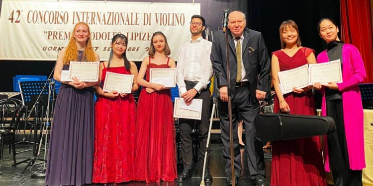 Фіналісткою почесного міжнародного конкурсу скрипалів стала тернополянка Софія Плахцінська