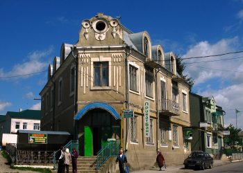 Втрати на мільйон гривень: у Товстенській селищній раді незаконно виплачували премії та доплати