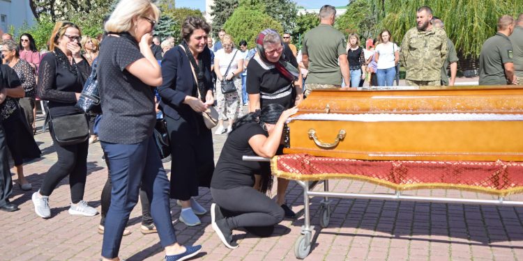 Тіло героя Володимира Цепенди зустріли в Чорткові