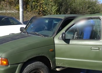 Позашляховики для ЗСУ: злочинців, які наживалися на гуманітарній допомозі, викрили у Тернополі