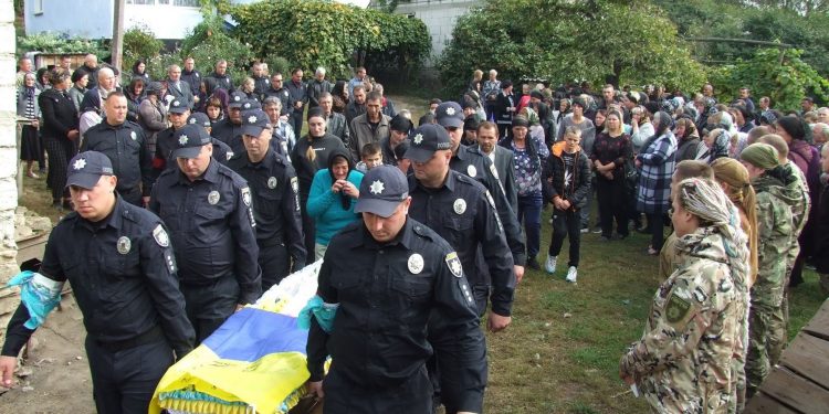 На Шумщині попрощалися із військовим Олександром Марковцієм