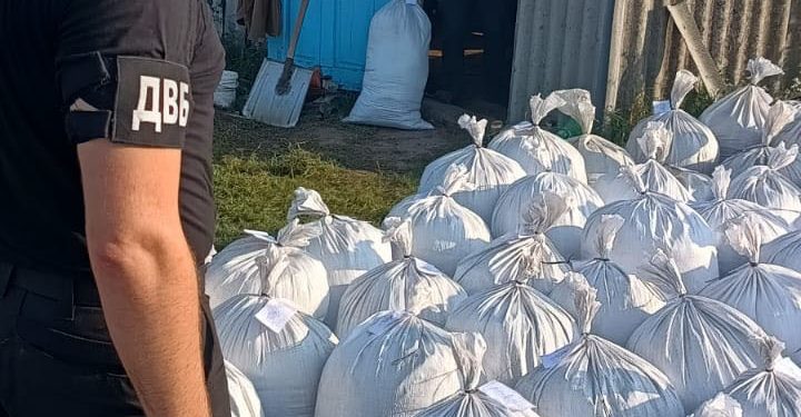 Підпільне виробництво тютюну організував колишній поліціянт на Тернопільщині