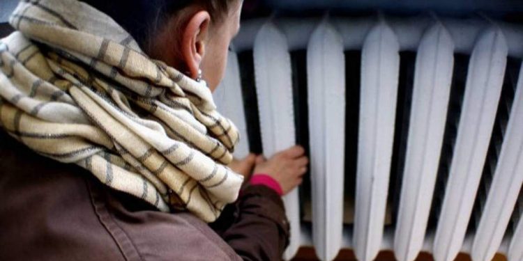 Опалення ввімкнули у двох медзакладах Тернополя