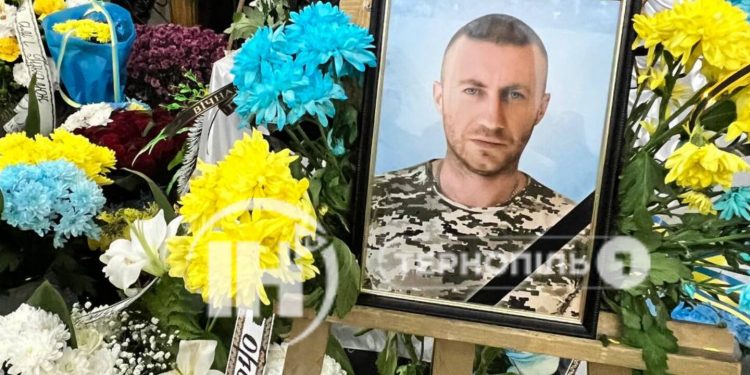 Із захисником Олегом Якубцем попрощалися у Тернополі