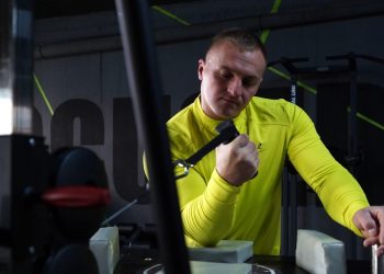 Першість на Всесвітніх іграх єдиноборств: армреслер з Тернопільщини присвятив перемогу тренерові та українським захисникам