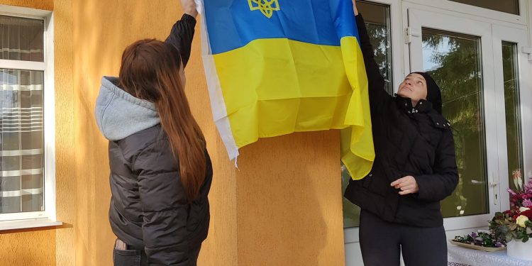 Меморіальну дошку воїну Олександру Пастеркевичу відкрили у Заліщицькій громаді