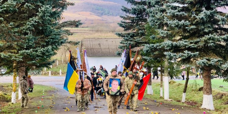 Воїна Ярослава Пасемника поховали на Бережанщині