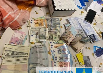 Зловмисників, які переправляли ухилянтів через кордон, викрили на Тернопільщині