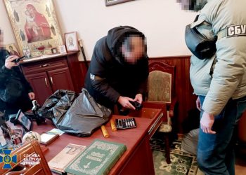 СБУ обшукують Почаївську лавру через публікацію в інтернеті