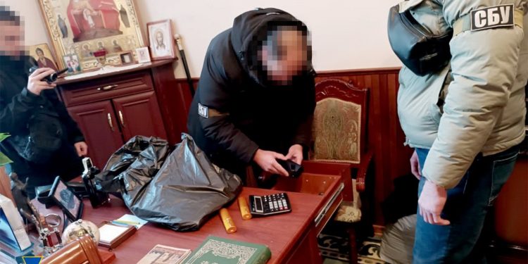 СБУ обшукують Почаївську лавру через публікацію в інтернеті