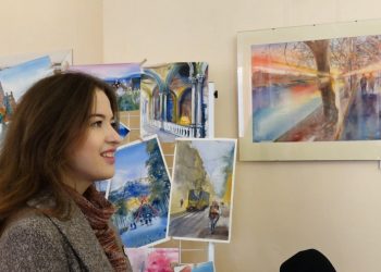 Художниця з Луганщини представила у Тернополі 59 своїх акварелей