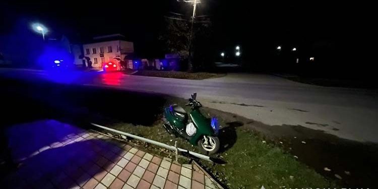 Двоє скутеристів травмувалися в аваріях на Тернопільщині