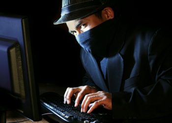 Як не втрапити на “гачок” шахраїв: поради від тернопільських поліціянтів