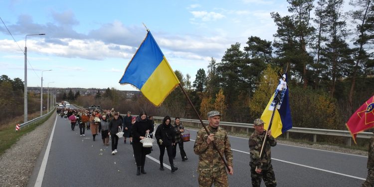Із захисником Андрієм Дзюбою попрощалися у Вишнівецькій громаді