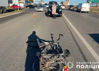 Автомобіль наїхав на чоловіка на пішохідному переході у Тернополі