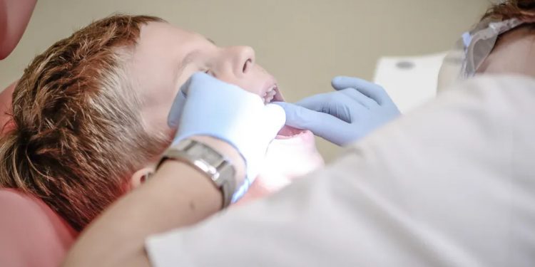 Під час лікування зубів помер малюк у Тернополі