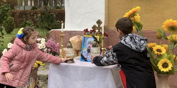 Меморіальну таблицю захиснику Івану Кімеле відкрили у Заліщицькій громаді