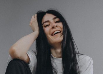 «Моя кар’єра не в музиці»: інтерв’ю з вокалісткою гурту «діти інженерів» Олександрою Копачевською