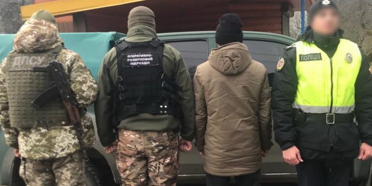 Ухилянта з Тернопільщини затримали прикордонники на Буковині