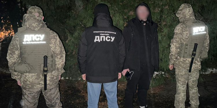 Ухилянта з Тернопільщини затримали прикордонники на Буковині