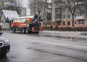 Біля зупинки в Тернополі знайшли боєприпас