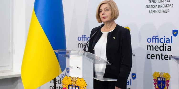 Отримати ліки, медичні вироби, а також наркотичні засоби – відтепер можна виключно за електронним рецептом