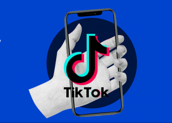 Аферисти пропонують передивлятися короткі відео, наприклад, у TikTok, ставити “вподобайки” або ж писати відгуки в Google-картах за гроші